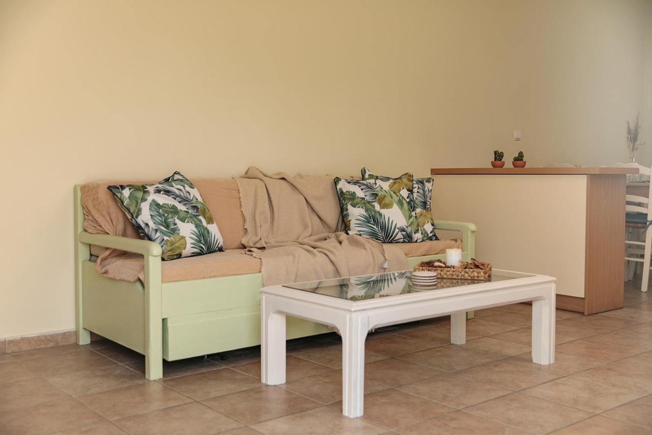 Green Loft Room In Naxos Chora Naxos City Exterior foto